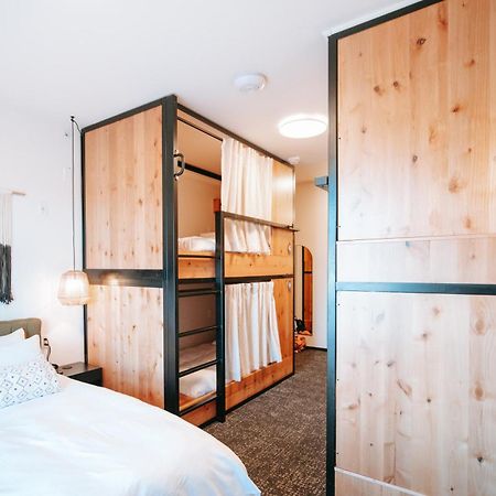 Kinship Landing Hotel Colorado Springs Bagian luar foto