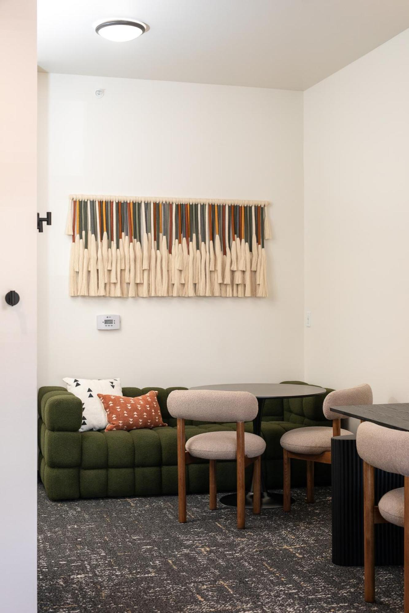 Kinship Landing Hotel Colorado Springs Bagian luar foto