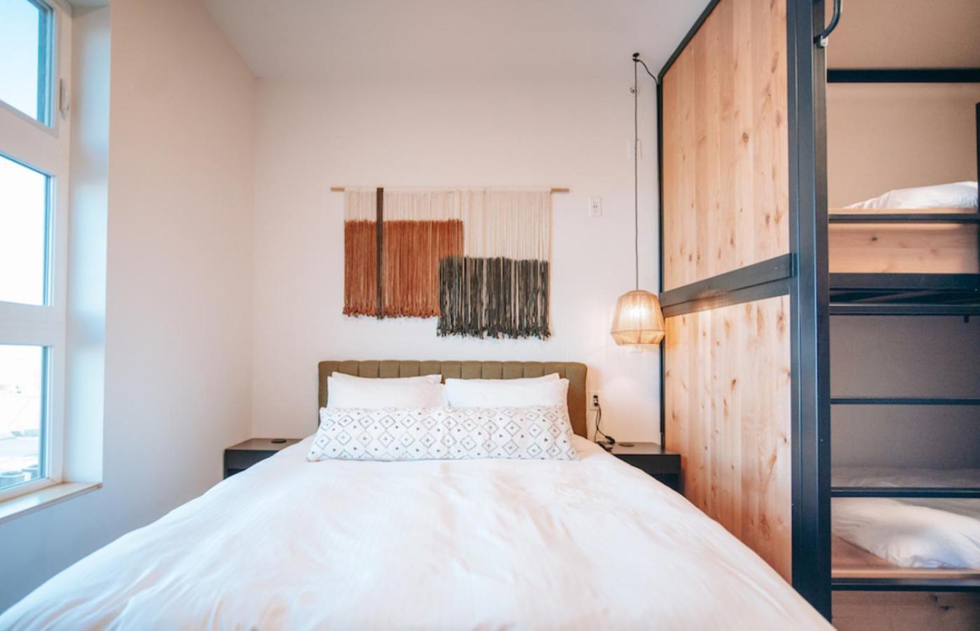 Kinship Landing Hotel Colorado Springs Bagian luar foto